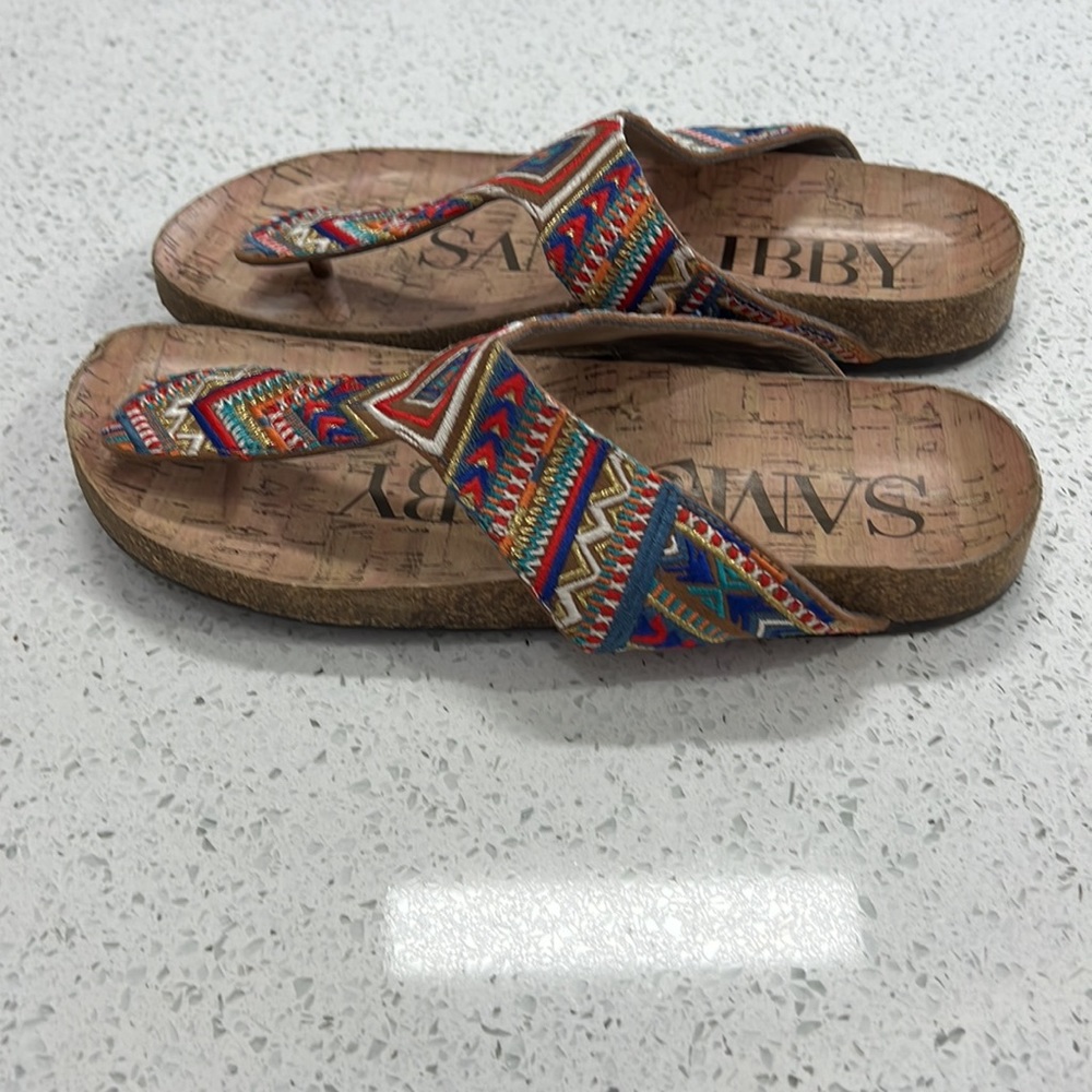 Sam & Libby Embroidered Thong Sandals size 6 - Picture 3 of 9